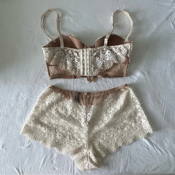 Sheer Nude White Lace Bustier Bra and Short Set - Picture 2 of 8